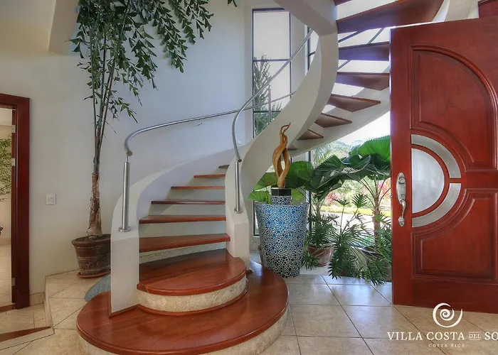 Luxury Ocean View Villa, Breakfast, Shuttle & 5-Star Service Included * Sámara