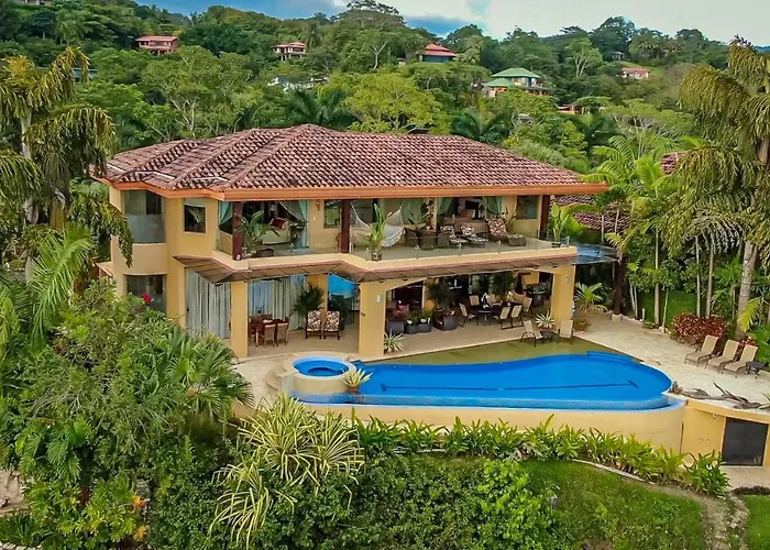 Luxury Ocean View Villa, Breakfast, Shuttle & 5-Star Service Included * Sámara