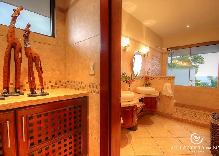 Luxury Ocean View Villa, Breakfast, Shuttle & 5-Star Service Included * Sámara