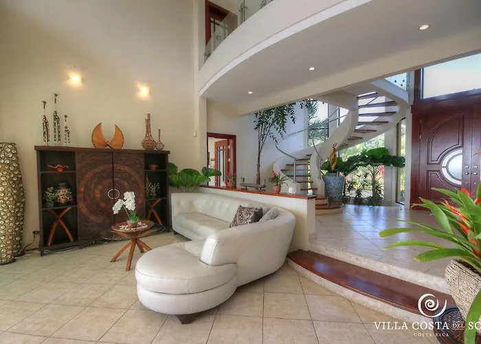 Villa Luxury Ocean View Villa, Breakfast, Shuttle & 5-Star Service Included Sámara